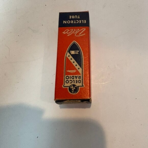 Lot of 8 Vintage Electronic Tubes untested - Picture 7 of 11